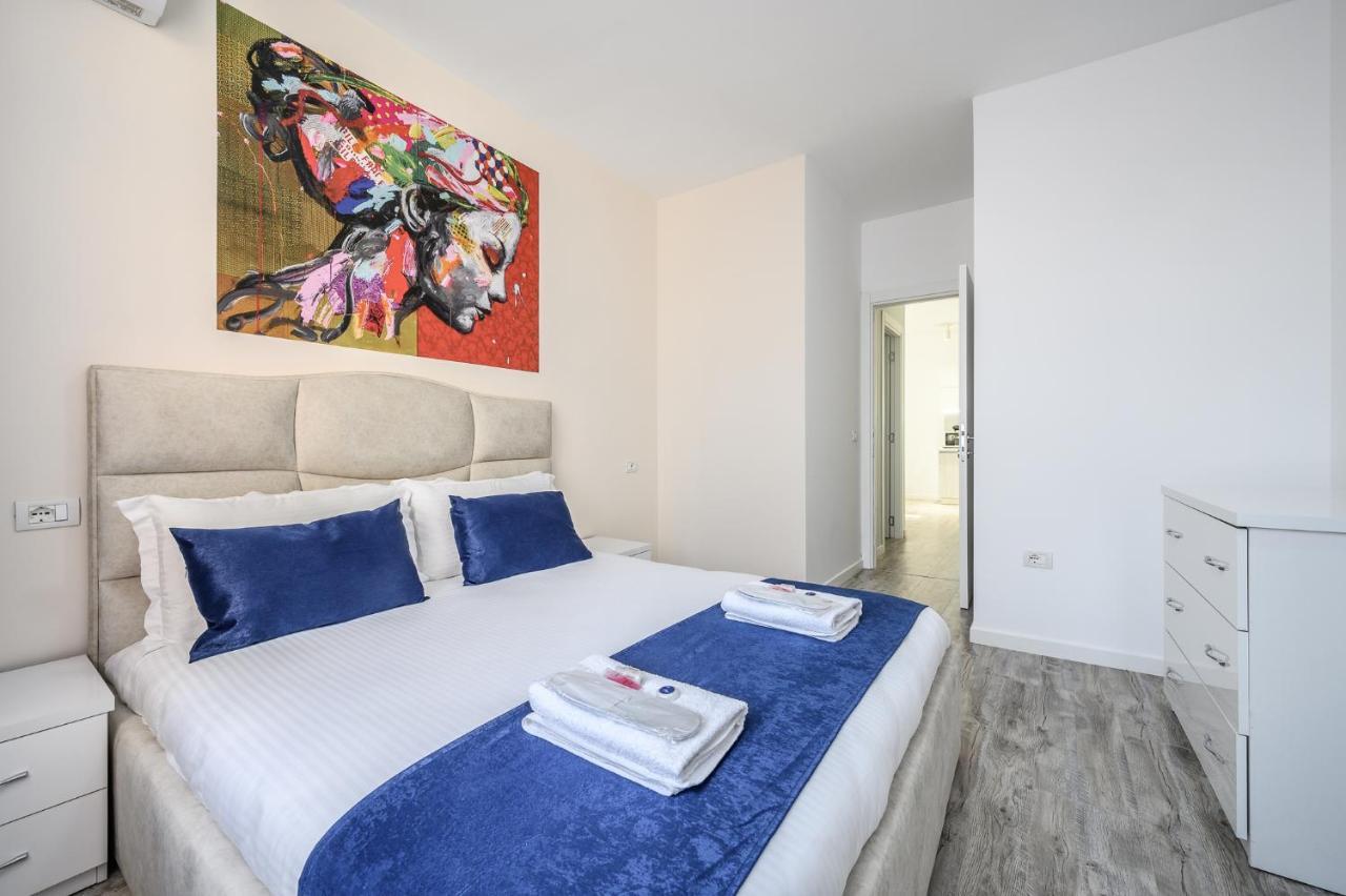 Miku Apartment-Modernly Designed Downtown Tirana Exterior photo